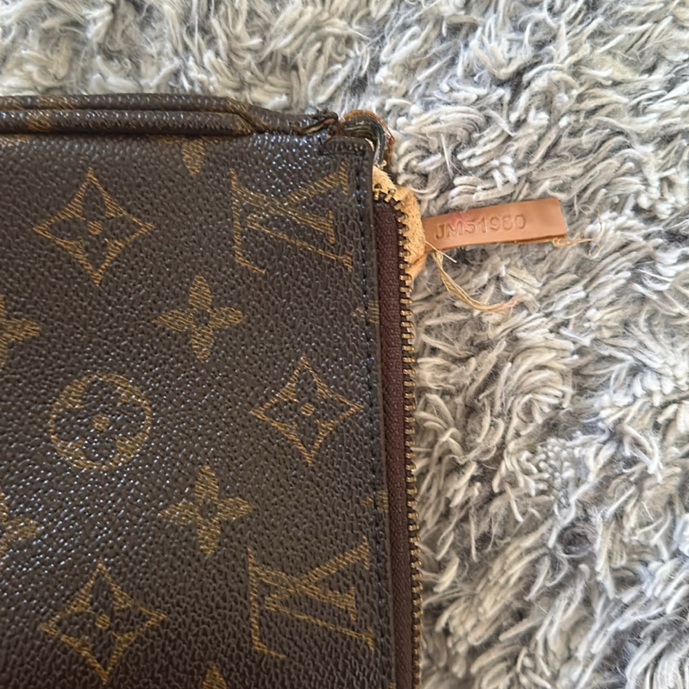 Louis Vuitton pochette monogram - Picture 7 of 7